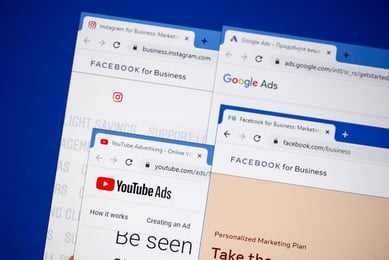 anúncios de diferentes plataformas ads